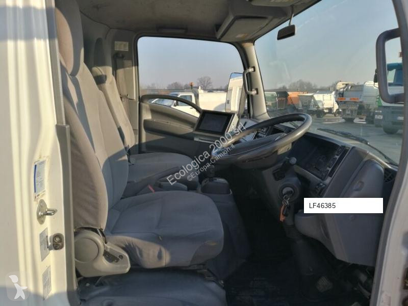 آلة لصيانة الطرق Isuzu SMD