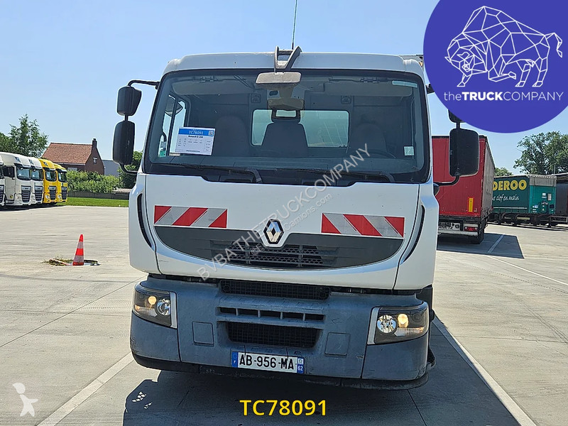 آلة لصيانة الطرق Renault D 280