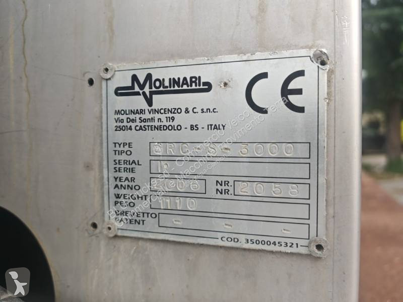 آلة لصيانة الطرق Renault