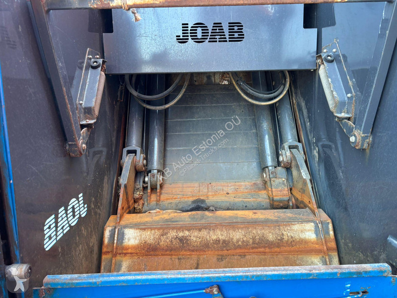 Engin de voirie Volvo 320 6x2*4 Joab Anaconda...