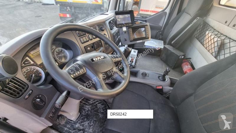 آلة لصيانة الطرق DAF LF 230