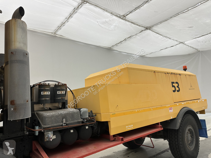 آلة لصيانة الطرق Mercedes 2031 - 4x4 -...