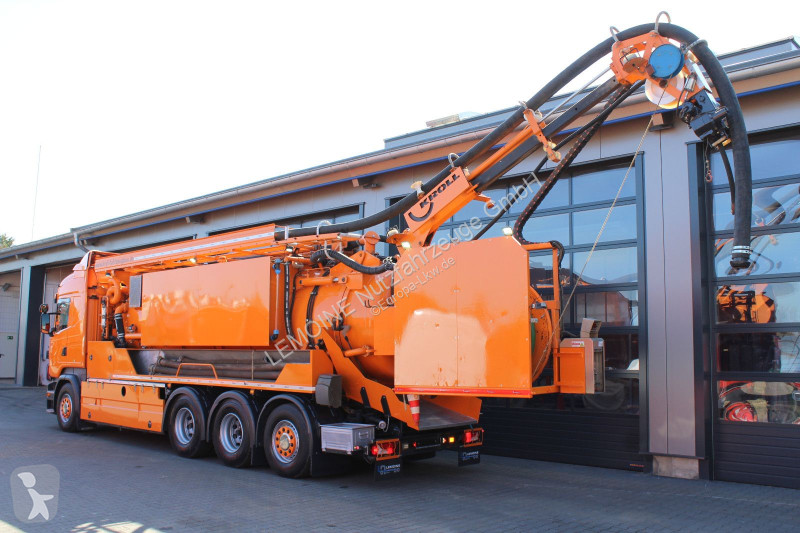 آلة لصيانة الطرق Scania 450 8x4 Kroll 19m³...