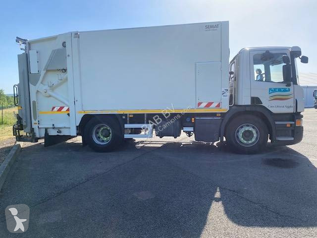آلة لصيانة الطرق Scania