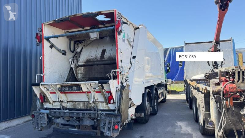 آلة لصيانة الطرق Scania P370