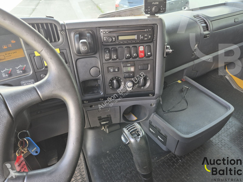 Vehículo de limpieza viaria Scania