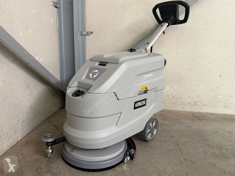 Комунальна техніка  KRM350