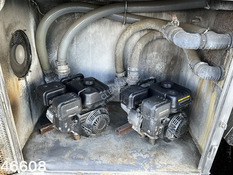 Vehículo de limpieza viaria Renault 460 4x4...