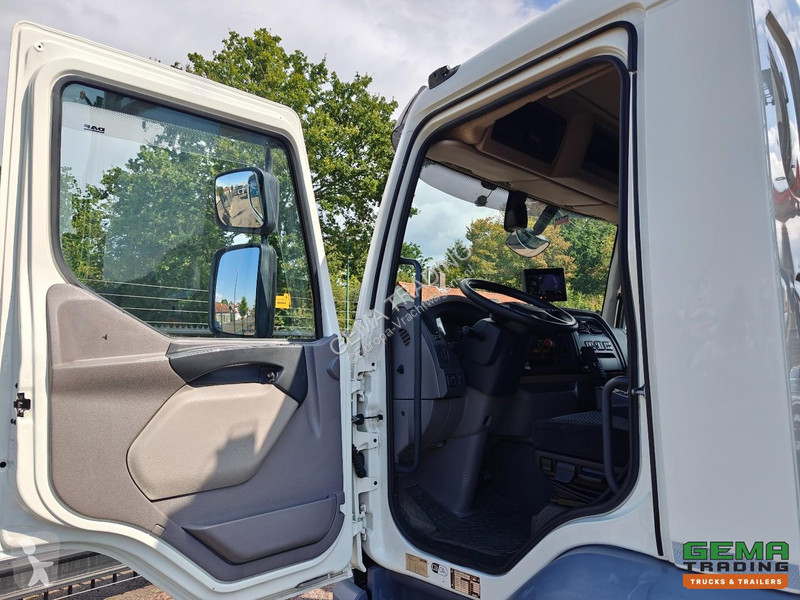 Коммунальная техника  DAF 220 FAG 6x2/4 Day Cab...