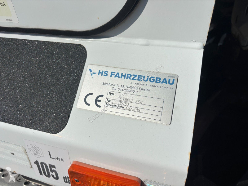 Vehículo de limpieza viaria Mercedes 2533 L*HS...