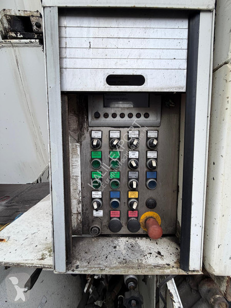 Vehículo de limpieza viaria Mercedes 2641...