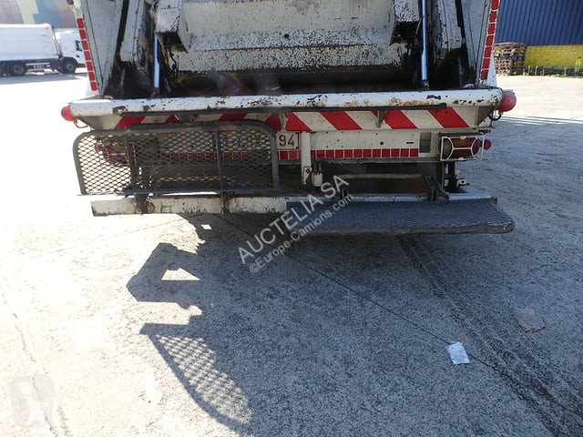 Vehículo de limpieza viaria Renault D19