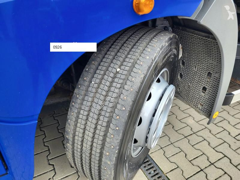 Vehículo de limpieza viaria Mercedes MF300 L200...