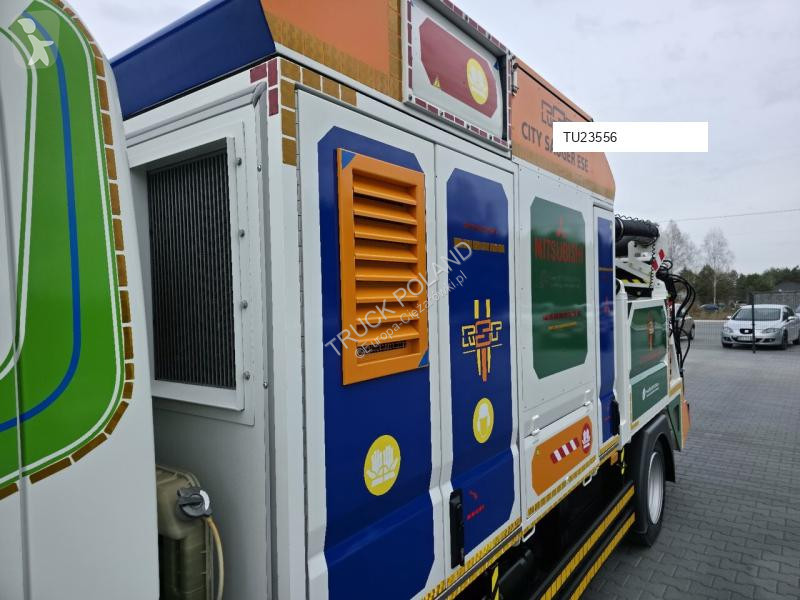 Silniční stroje Mitsubishi CANTER RSP odkurzacz...