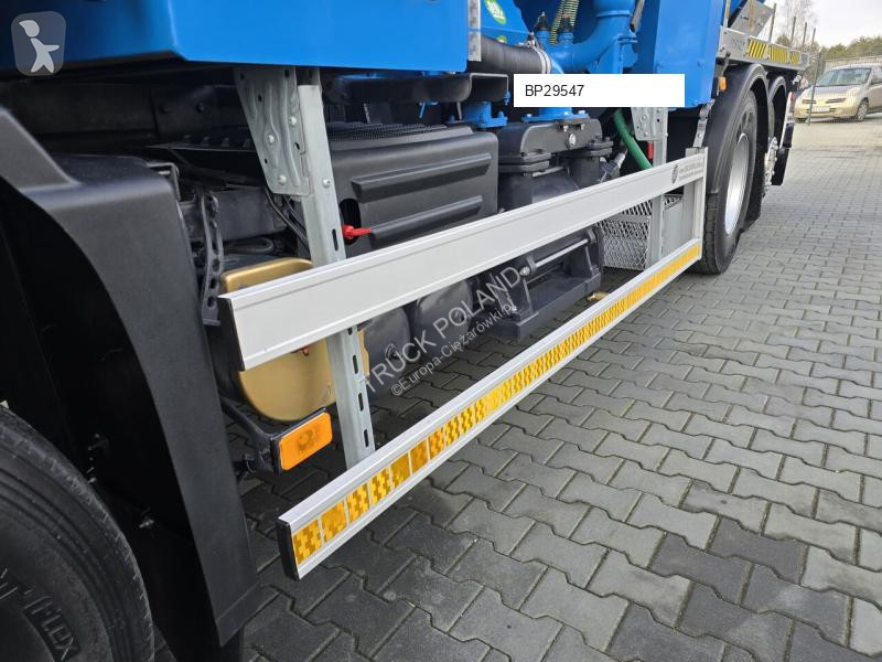 Silniční stroje Volvo JOSKIN
