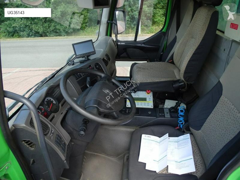Vägmaskiner Renault 2 KOMOROWA