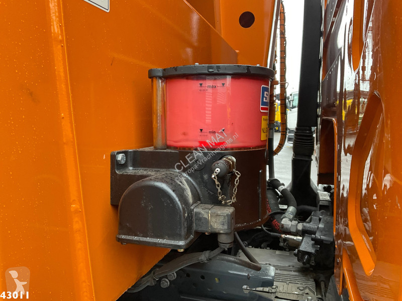 Utilaje pentru drumuri Volvo 350 VDK 22m³ + AE...