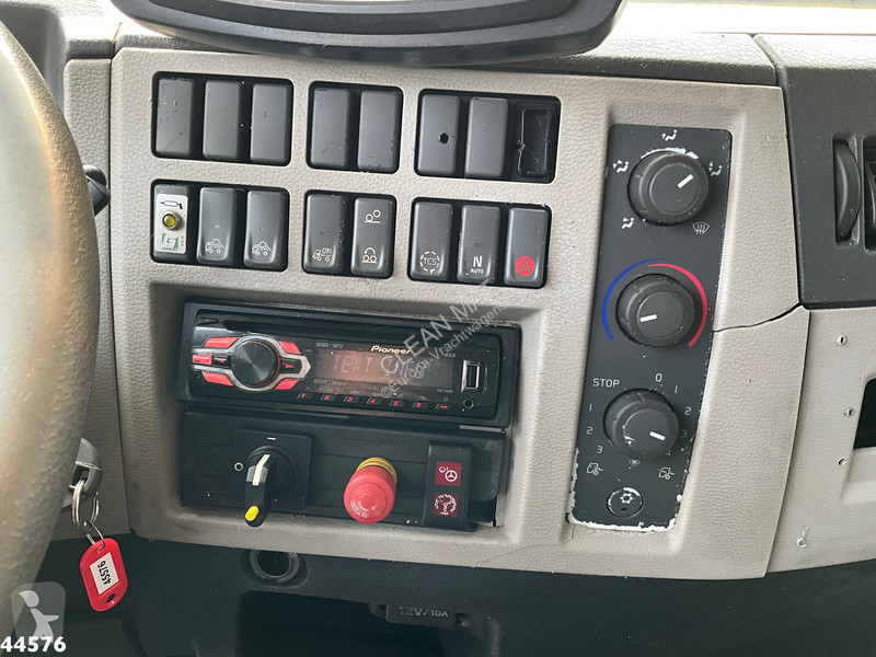 Utilaje pentru drumuri Volvo FE 260 Haller 18m³
