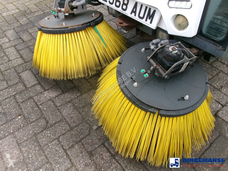 Vägmaskiner Johnston compact street sweeper