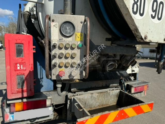 Vägmaskiner Renault 320 DCI