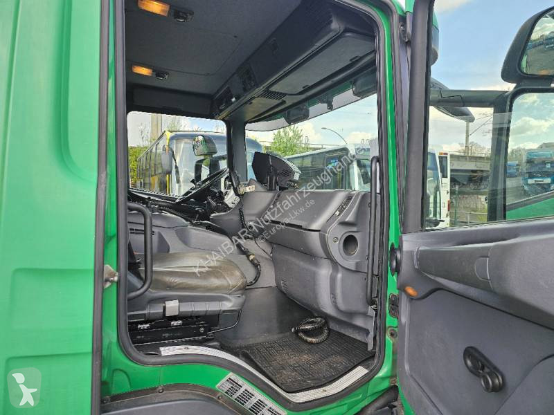 Vehículo de limpieza viaria Scania