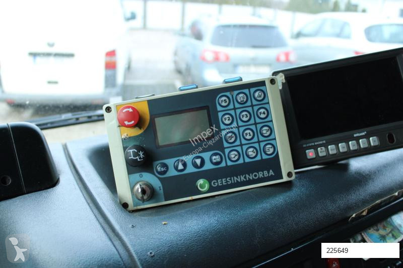 Utilaje pentru drumuri Mercedes Gessinknorba MF...