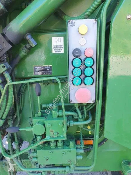 Silniční stroje Iveco 260S 42 WAAGE 5 m³ Zöller...