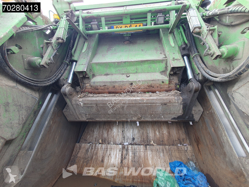 Vägmaskiner DAF 250 6X2 NL -Truck...