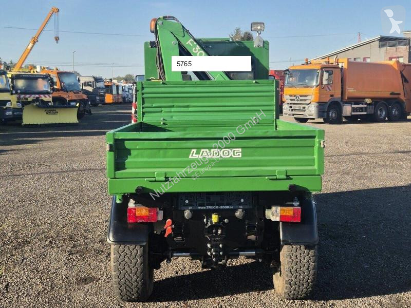 Silniční stroje Ladog F30CY023