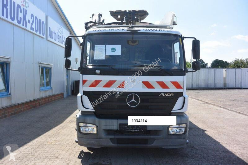 Utilaje pentru drumuri Mercedes
