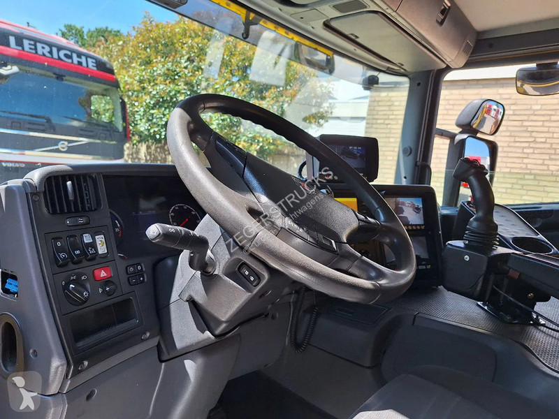 Maskine til vejarbejde Scania 310 310