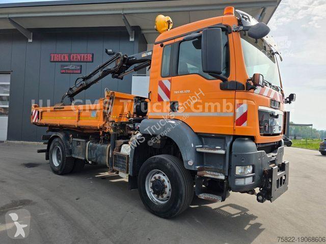 Vägmaskiner MAN TGS / 4X4 ALLRAD / Kipper + Kran