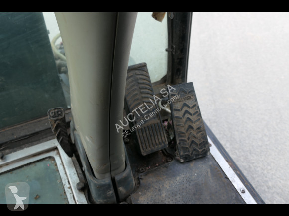 Utilaje pentru drumuri Boschung S2