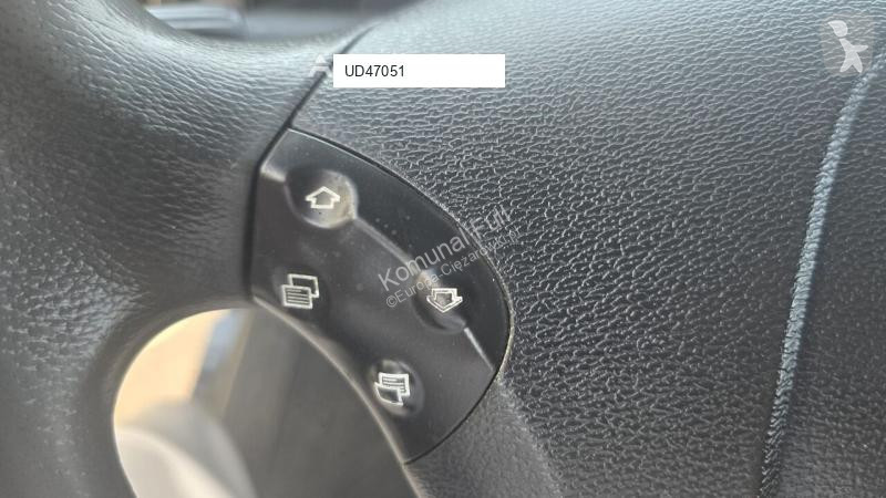Utilaje pentru drumuri Mercedes variopress 16m3