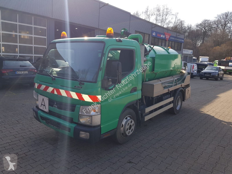 آلة لصيانة الطرق Mitsubishi Fuso Saugwagen,...
