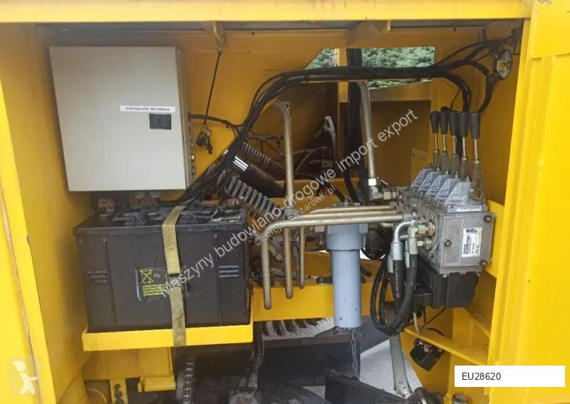 آلة لصيانة الطرق Broddson 2500 SCANDIA
