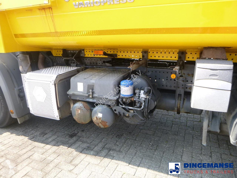 آلة لصيانة الطرق Mercedes 2633 6x4 RHD Euro 5...