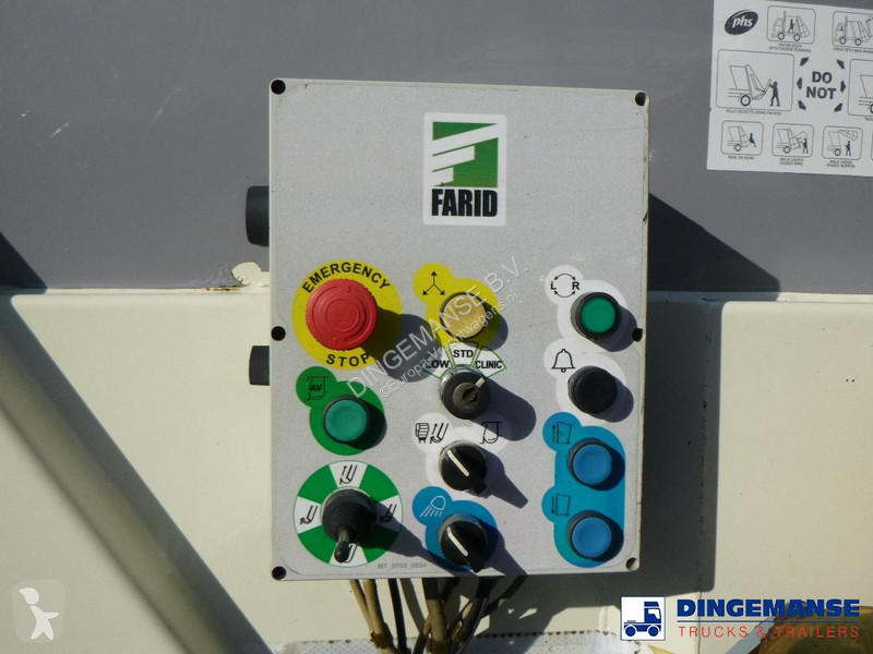 آلة لصيانة الطرق DAF 55220 4X2 RHD Farid refuse...