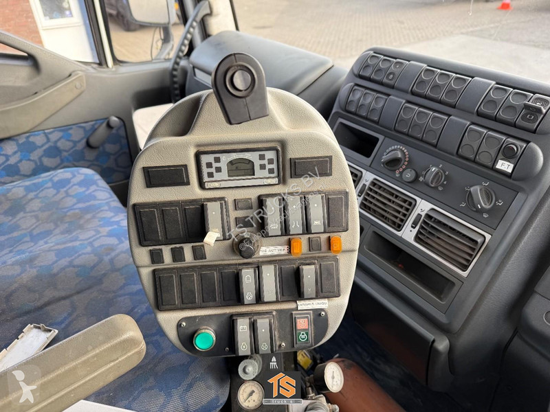 آلة لصيانة الطرق Iveco IVECO EUROCARGO 120E18 -...