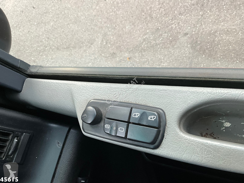 آلة لصيانة الطرق Mercedes 2630 RHD Euro 6...