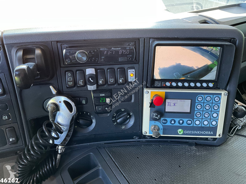 آلة لصيانة الطرق Scania P 280 eesink 20m³