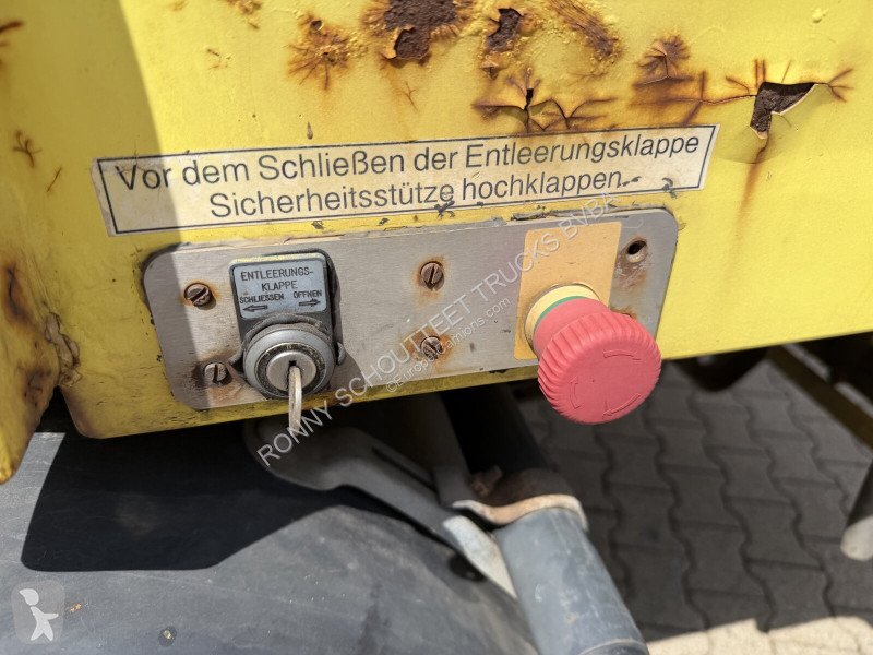 آلة لصيانة الطرق Mercedes Vario 816 D 4x2 Vario...