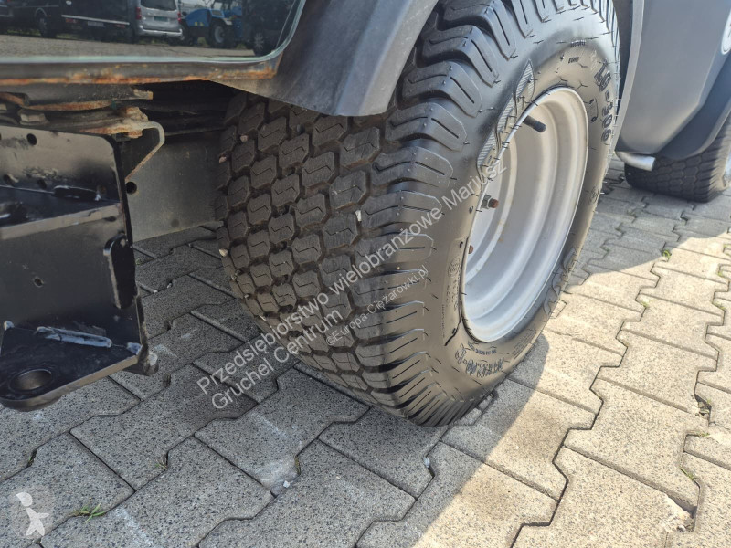 آلة لصيانة الطرق Kärcher MC 130 Adv. - Serviced!