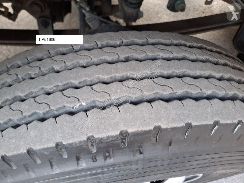 آلة لصيانة الطرق Mercedes SK500