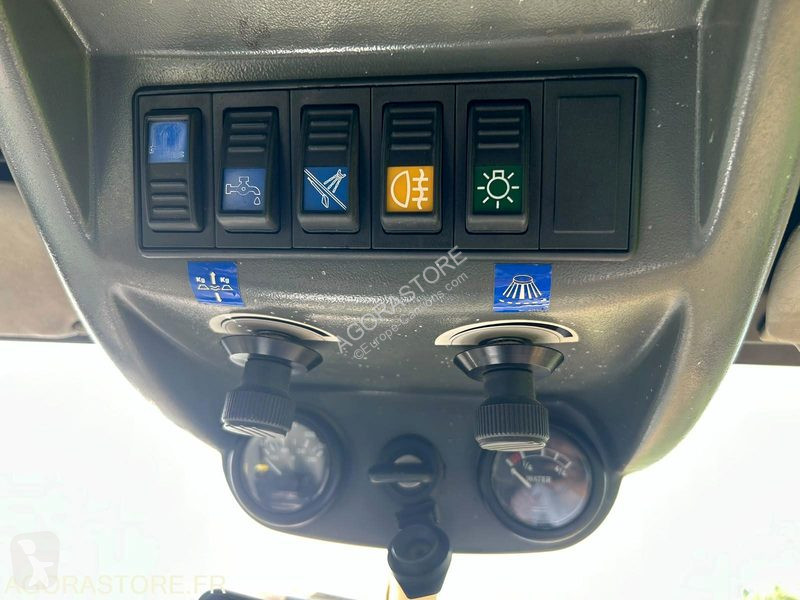 Engin de voirie Mathieu NEW AZURA