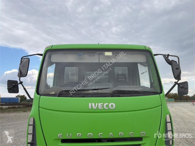 Vägmaskiner Iveco Schmidt SK650/59-1-033 on...