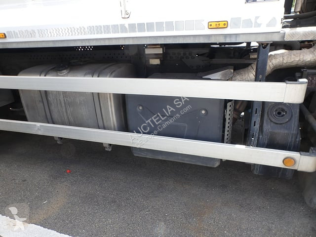Vehículo de limpieza viaria Renault D19