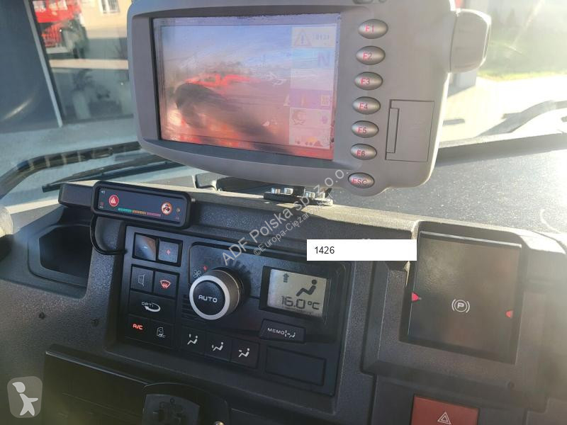 Vehículo de limpieza viaria Renault PW5F P RR KP7