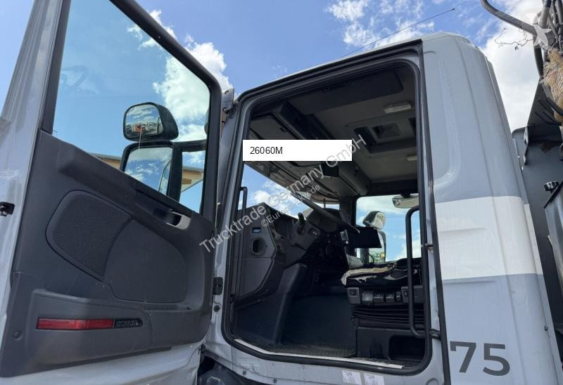Utilaje pentru drumuri Scania 380.3
