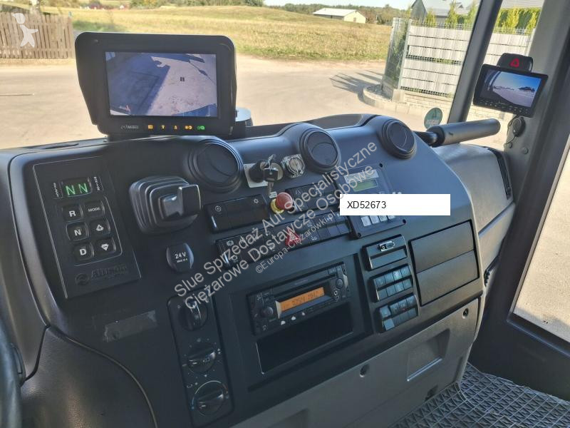 Utilaje pentru drumuri Mercedes Medium XLS...